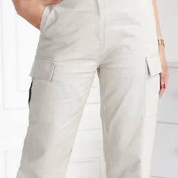 Mlada Women Original Low-Rise Pleated Cargos Trousers image 2