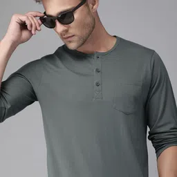 Roadster Men Grey Solid Henley Neck Pure Cotton T-shirt With Roll-Up Sleeves-picture-37