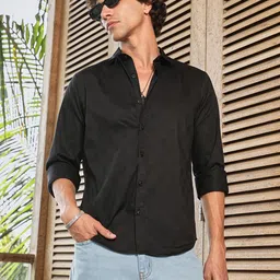 Campus Sutra Men Comfort Horizontal Stripes Opaque Casual Shirt-image-3