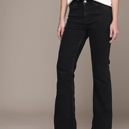 MANGO Women Fiona Flared Fit Light Fade Stretchable Jeans-image-89
