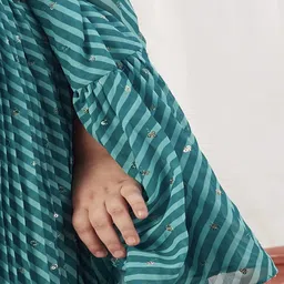 Vivedkids Girls Leheriya Regular Gotta Patti Kurta with Trousers & With Dupatta image 5