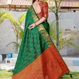 AKSH FASHION Green Silk Blend Sarees image 3