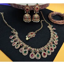 Anouk Gold-Plated Artificial Stone-Studded & Beaded Jewellery Set With Maangtikka-picture-26