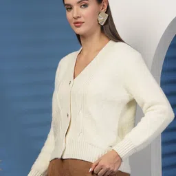 Juelle Women Cable Knit Woollen Cardigan image 5