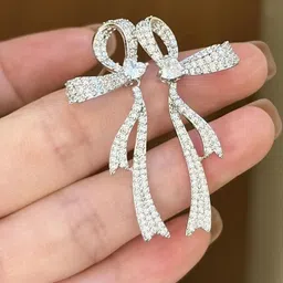 Estailo fashion Contemporary Studs Earrings image 2