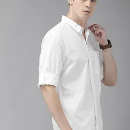 Roadster Men White Regular Fit Solid Sustainable Casual Shirt image 4