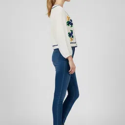 DressBerry Women Floral Woollen Cardigan with Embroidered Detail-picture-18