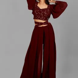 PARROT CREATION Floral Embroidered Sweetheart Neck Crop Top With Palazzo-picture-38