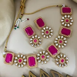 Zeviel Gold-Plated Artificial Stones Studded & Beaded Choker Jewellery Set-picture-21