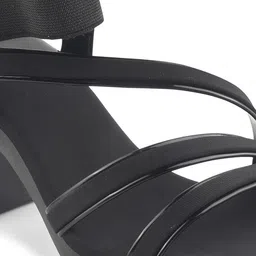 Froh Feet Party Block Sandals image 3