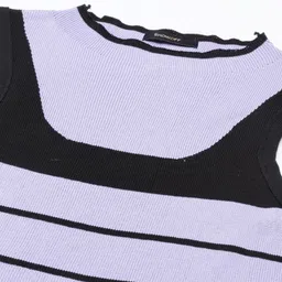 SHOWOFFFF Striped Crop Top image 2