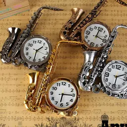 Spiaty White & Black Vintage Table Clock-image-85