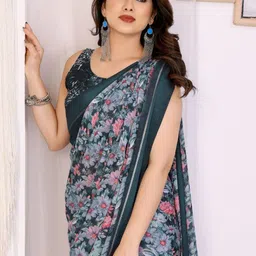 Ekasya Floral Printed Satin Saree image 5