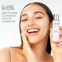 VINR Set Of 3 Anti Acne Cleanser, Serum & Niacinamide Face Booster Gift Set image 3