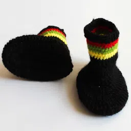 Woonie Handmade Cap With Mitten And Booties Set - Black image 4