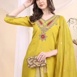 DIVASTRI Ethnic Motifs Embroidered V-Neck Straight Kurta With Salwar & Dupatta image 4