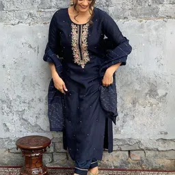 TURITY Women Floral Embroidered Regular Thread Work Kurta with Trousers & With Dupatta image 2