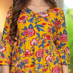 MAUKA Women Floral Printed Top image 3