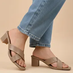 Gulmeren Block Mules image 2