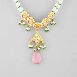 DASTOOR Brass Plated Stone Studded & Beaded Jewellery Set image 3