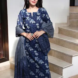 NAINVISH Floral Printed Notch-Neck Straight Kurta With Trousers And Dupatta image 3