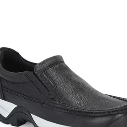 CARLO ROMANO Men Textured Leather Slip-On Sneakers image 2