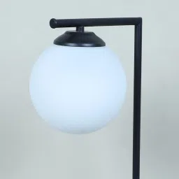 Tu Casa White Black Metal Table Lamp For Home Decoration image 3