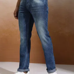 HIGHLANDER Men Slim Fit Light Fade Stretchable Jeans image 3