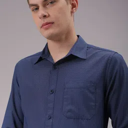 the indian garage co. x luxe Luxe by TIGC Men Cutaway Collar Solid Slim Fit Formal Shirt-picture-37