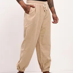 SHOWOFFFF Men Low-Rise Trousers image 2
