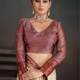 PEENGAX Woven Design Zari Silk Blend Handloom Kanjeevaram Saree image 5