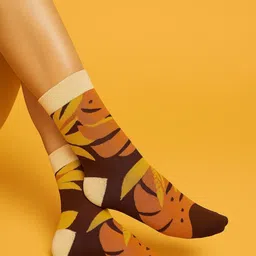 ZEVORA Abstract Patterned Cotton Calf-Length Socks-picture-10