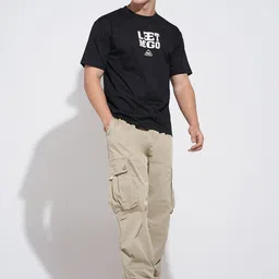 SHOWOFF Men Beige Regular Fit Cotton Regular Trousers image 3