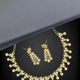 Women Click Stones Studded Jewellery Set image 1