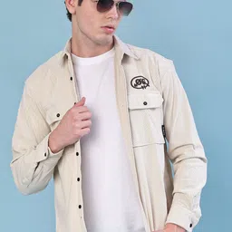 V-Mart Textured Spread Collar Chest Pocket Cotton Shirt image 4