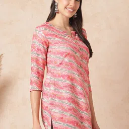 HERE&NOW Lahariya Printed Top image 3