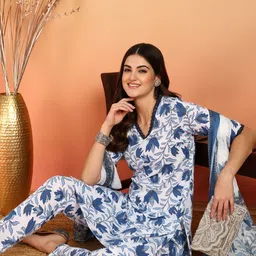 LE Women Floral Printed Regular Kurti with Trousers & With Dupatta image 3