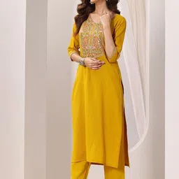 CaniBani Women Ethnic Motifs Embroidered Regular Thread Work Kurta with Salwar & With Dupatta image 4