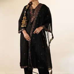 Indo Era Women Ethnic Motifs Embroidered Regular Thread Work Kurta with Trousers & With Dupatta-picture-20