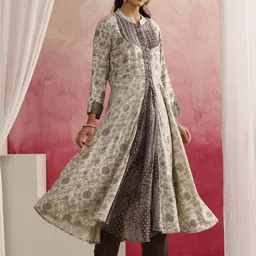 Khushal K Women Floral Printed Regular Kurta with Palazzos & With Dupatta image 5