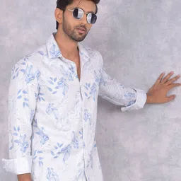 Crimsoune Club Men Smart Spread Collar Floral Printed Cotton Slim Fit Casual Shirt image 4