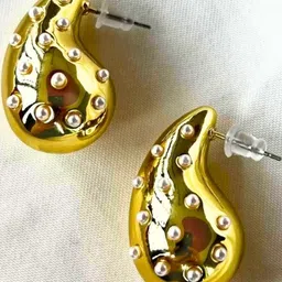 Tipsy closet Teardrop Shaped Studs Earrings-picture-26