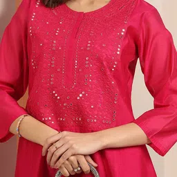 Libas Women Geometric Embroidered Thread Work Kurta image 3