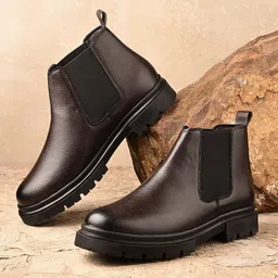 The Roadster Lifestyle Co Men Block-Heeled Chelsea Boots-picture-23