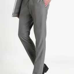 SHOWOFFFF Men Comfort Slim Fit Low-Rise Trousers-picture-20