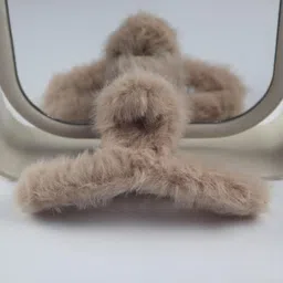 DN ENTERPRISES Women Set of 3 Fur Claw Clip-picture-33