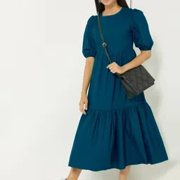 Krunal Raiyani Pleated Fit & Flare Midi Dress-picture-14