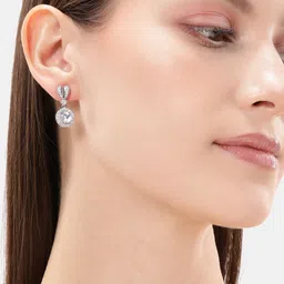DressBerry Contemporary Drop Earrings-picture-34