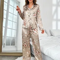 NIJANAND TEXTILE Floral Printed Night suit-image-18