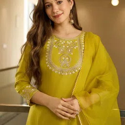 KALINI Ethnic Motifs Embroidered Straight Thread Work Kurta With Trousers & Dupatta image 3